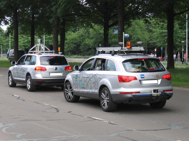 Una red de comunicaciones coche-a-coche evitará accidentes de tráfico
