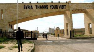 “Siria agradece su visita” se lee en el puesto aduanero de Til Kocer/Yarubiya, en la frontera siria-iraquí. Crédito: Karlos Zurutuza/IPS