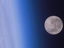 La Luna puede tener más agua de lo que se pensaba 