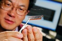Desarrollan nanogeneradores que obtienen energía mediante efectos piezoeléctricos