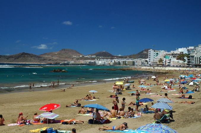 La presión ambiental que soporta Canarias cuadruplica la de la Tierra