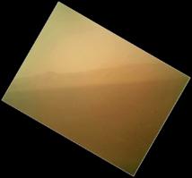 Nuevas imágenes desde Marte: restos del aterrizaje del Curiosity y primera foto en color