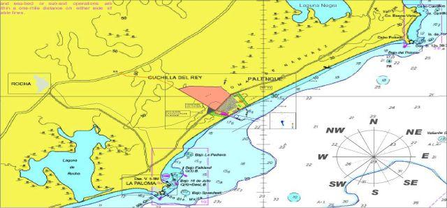 Emplazamiento de la proyectada terminal (en rosado) en la costa de Rocha, entre La Paloma, en la parte inferior izquierda, y Cabo Polonio, a la derecha y arriba. Crédito: Comisión Interministerial del Puerto de Aguas Profundas