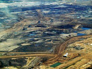 Arenas petrolíferas de Alberta. Crédito: Dru Oja Jay/ CC 2.0
