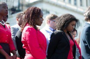 Un minuto de silencio en una movilización en Washington por las 234 adolescentes secuestradas por Boko Haram en Nigeria el 14 de abril de 2014. Crédito: Demócratas del Senado/cc by 2.0