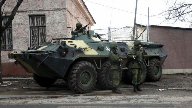 El libre albedrío se controla con blindados en Crimea