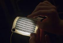 Una novedosa tecnología convierte el papel en células fotovoltaicas