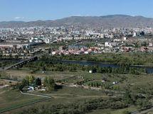 Grandes bloques de hielo enfriarán la capital de Mongolia en verano