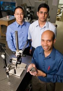 Ingenieros desarrollan láminas microométricas de metal que se reparan solas