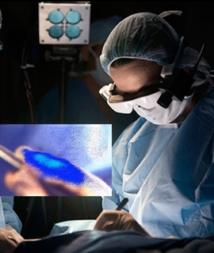Nuevas gafas permiten a los cirujanos ver el cáncer