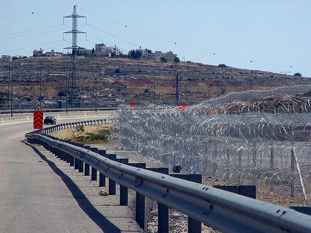 Una ruta nacional prohibida para palestinos