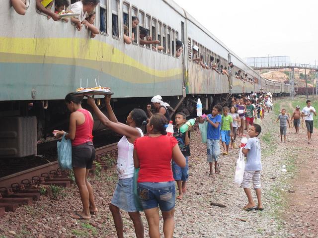Ferrocarril y minería, matrimonio impotente ante pobreza brasileña