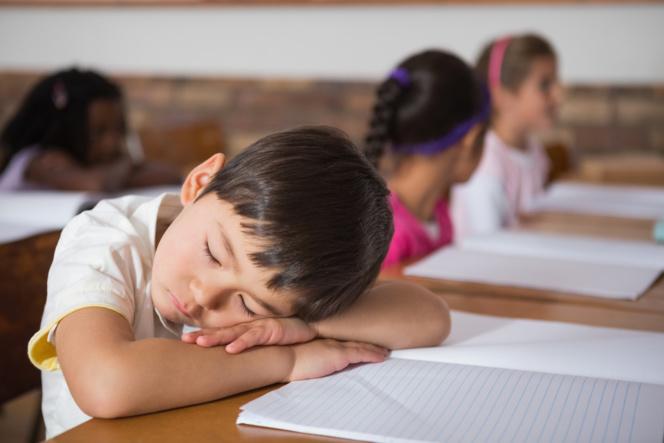 La siesta en clase es buena para los niños