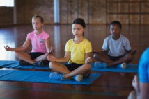 La meditación y el yoga podrían mejorar la calidad de vida de niños y jóvenes
