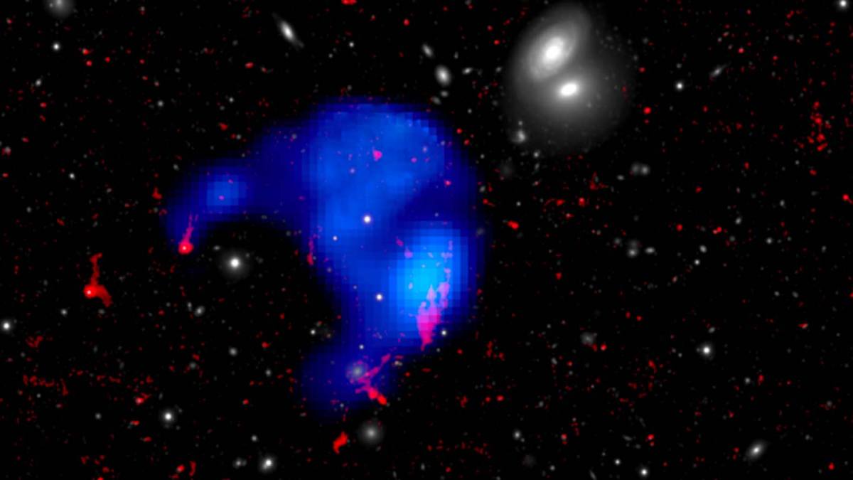 Descubren una nube cósmica solitaria más grande que la Vía Láctea